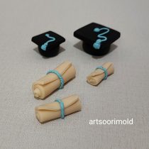 کلاه و رول فارغ التحصیلی