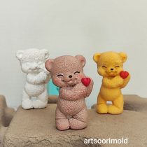 تدی پشت تخت 7 سانتی قلب به دست