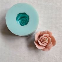 گل غنچه باز ۳ سانتی